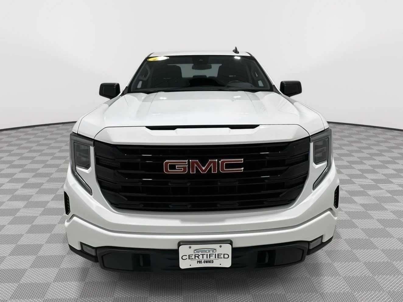Used 2022 Summit White GMC Elevation image 8