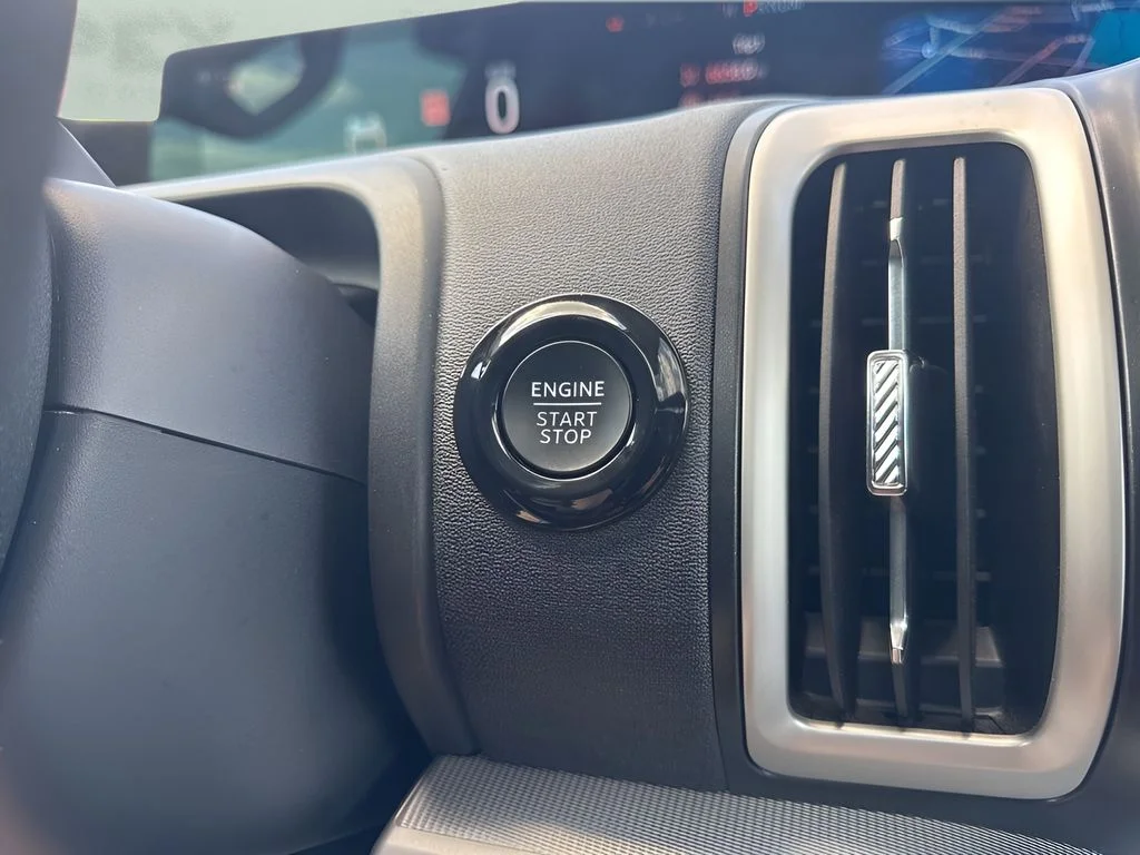 Used 2025 Silver Ford Active image 23