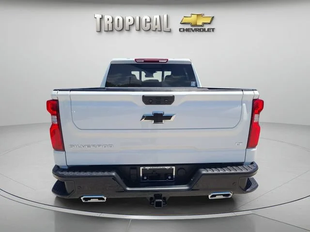 New 2026 Summit White Chevrolet LT Trail Boss image 4