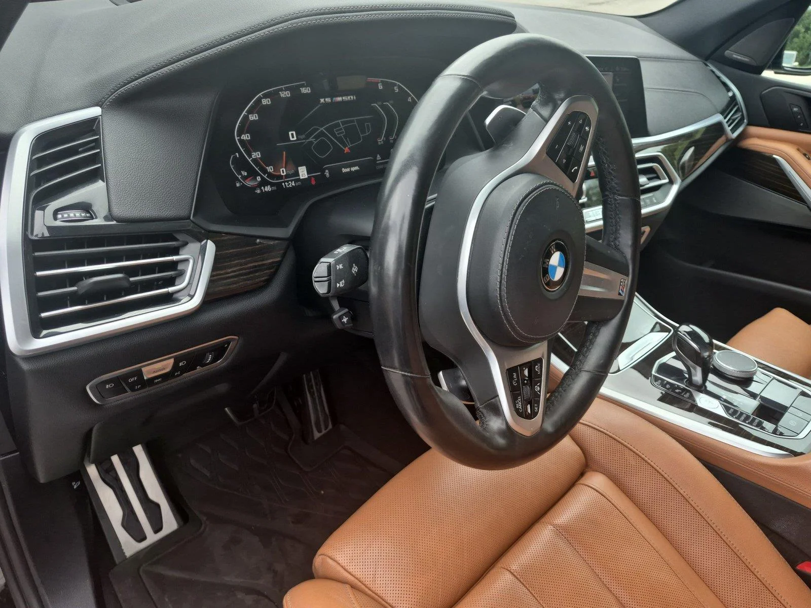 Used 2021 Black Sapphire Metallic BMW M50i image 18