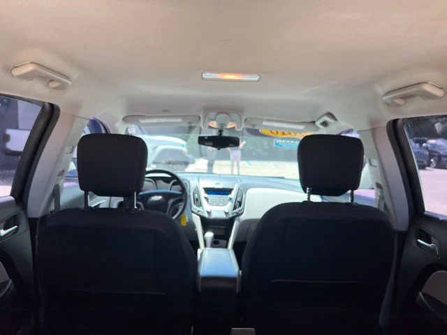 Used 2010 Silver Chevrolet LS image 31