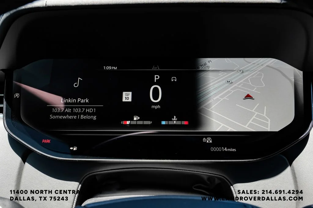 New 2026 Charente Grey Prem Met Land Rover SE image 17