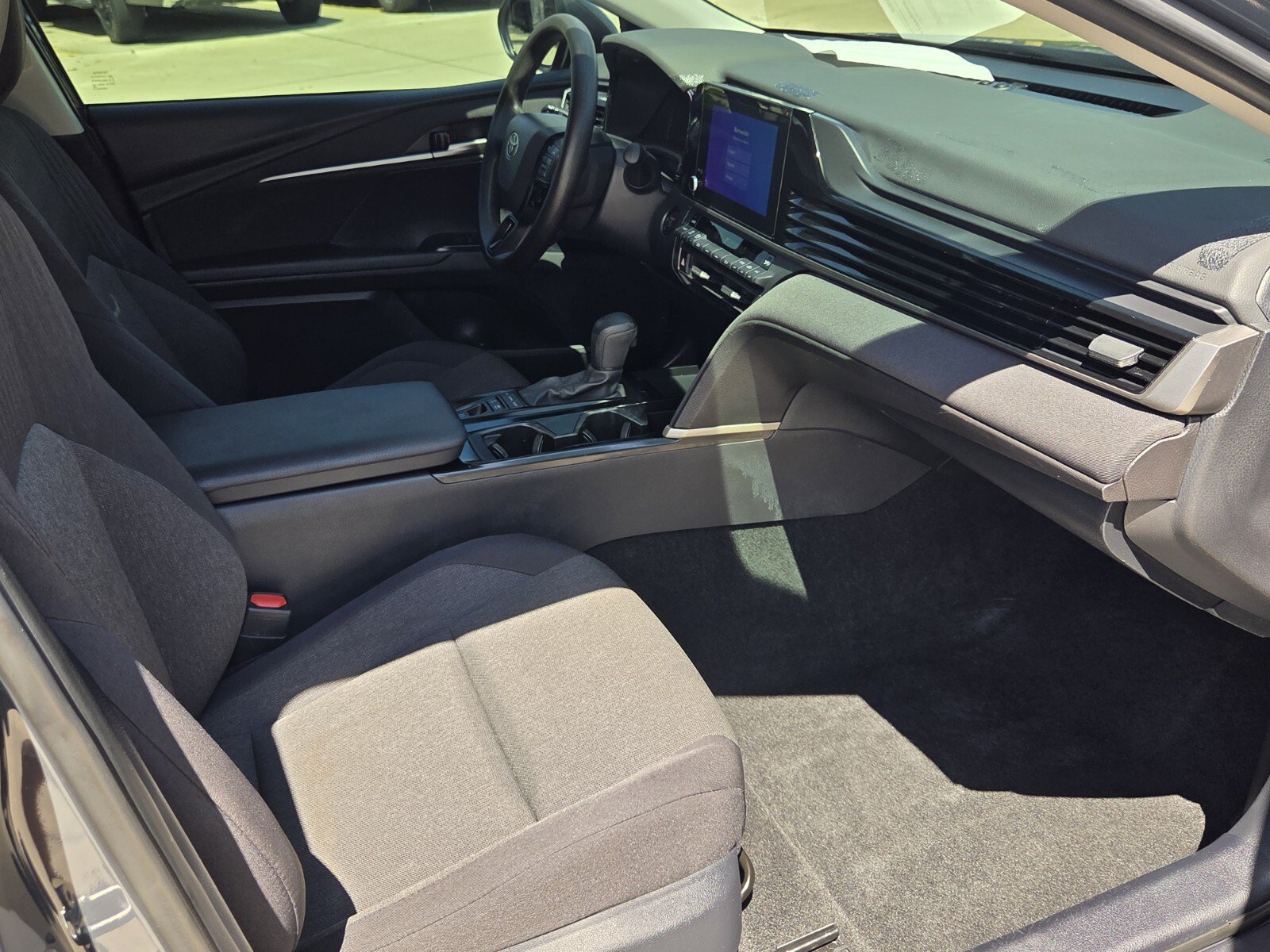 Used 2025 Underground Toyota LE image 10