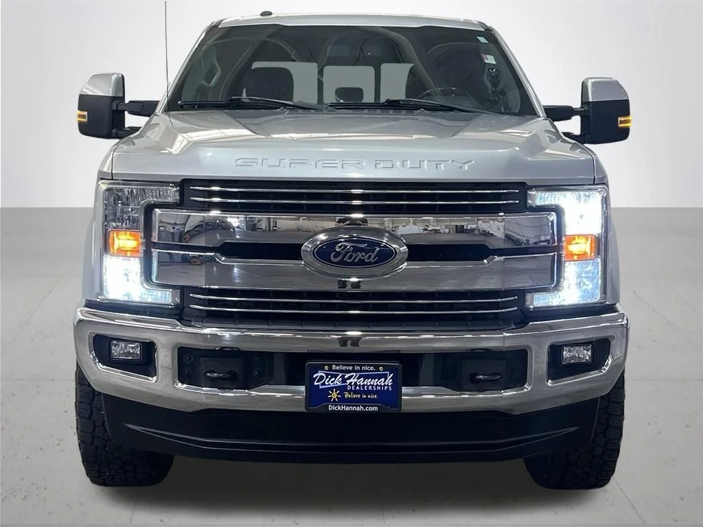 Used 2017 Silver Ford Lariat image 4