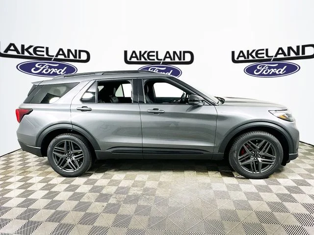 New 2026 Ford Explorer ST-Line