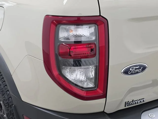 Used 2025 Desert Sand Ford Outer Banks image 32