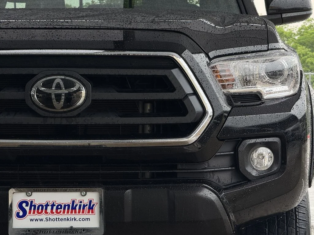 Used 2023 Black Toyota SR5 image 8