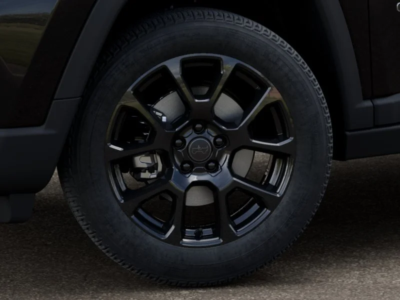 New 2026 Diamond Black Crystal Pearlcoat Jeep Latitude image 35