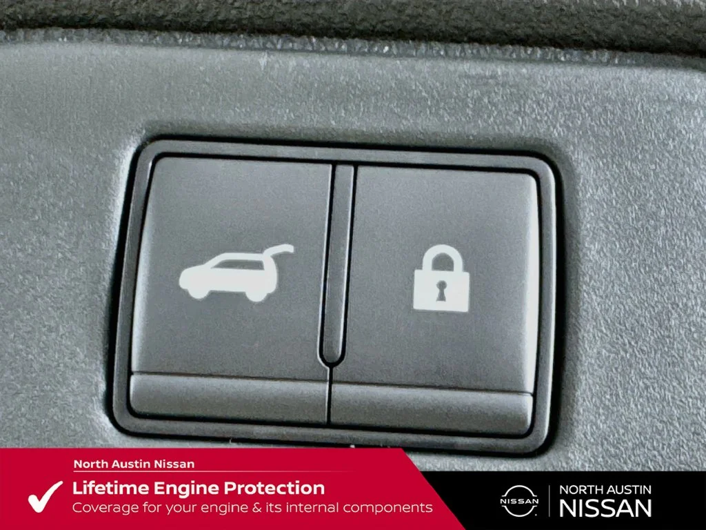 New 2026 Gray Nissan Platinum image 34