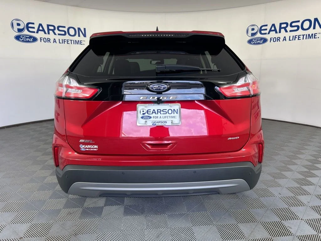 2024 Ford Edge SEL - Photo 6