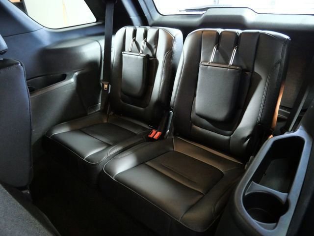 Certified Used 2018 Gray Ford XLT image 15