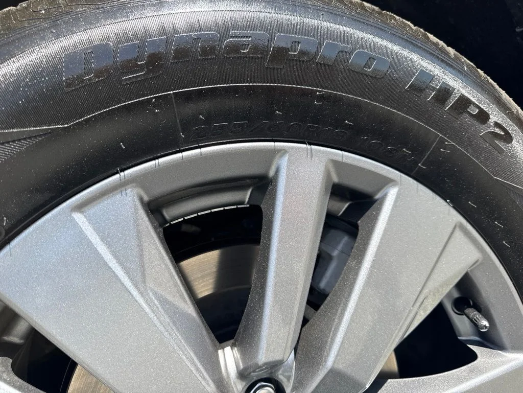 Used 2025 Gray Nissan S image 27