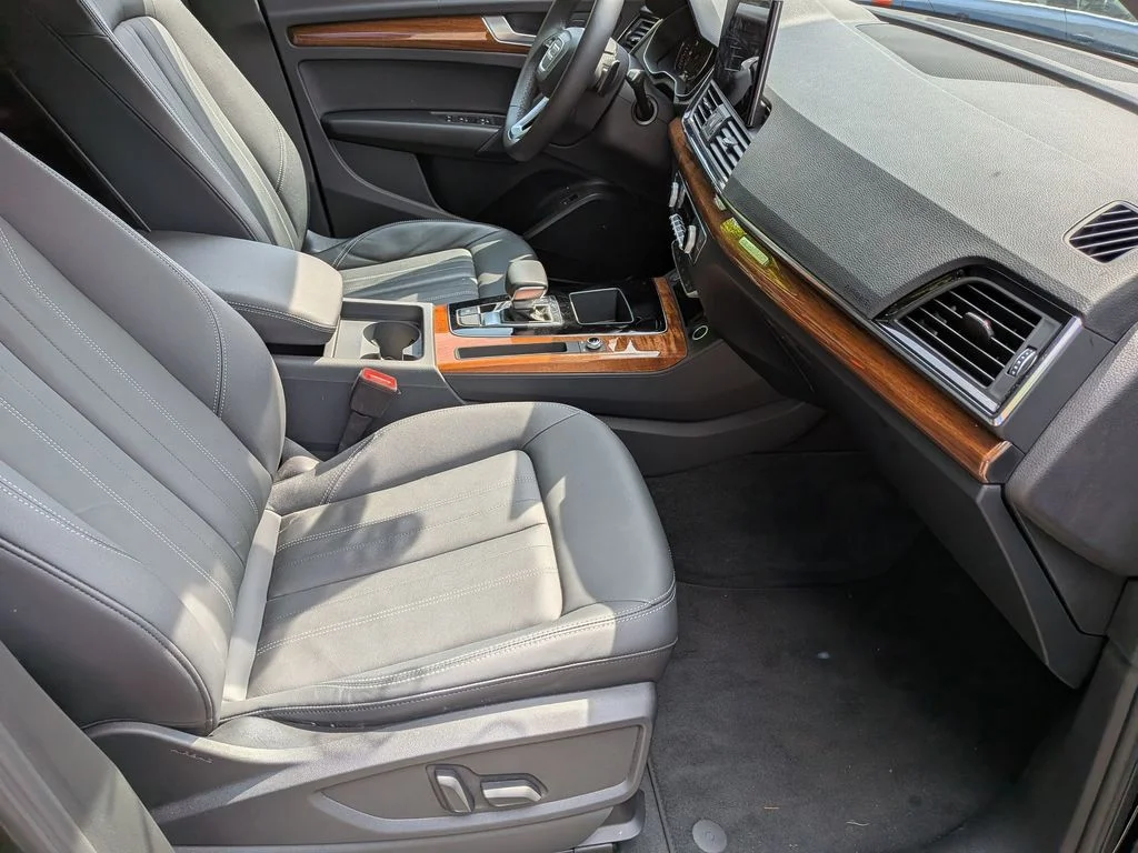 Used 2023 Black Audi 40 Premium image 34