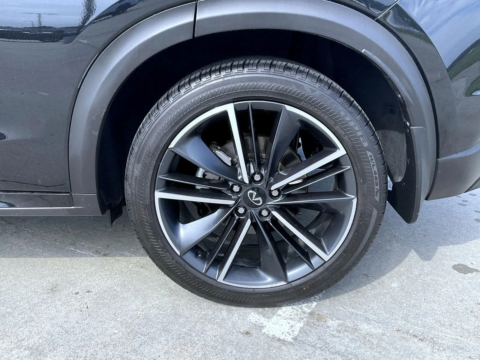 Used 2023 Black INFINITI SENSORY image 22