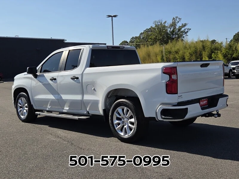 Used 2021 Summit White CHEVROLET 2WD DOUBLE CAB 147" CUSTOM image 3