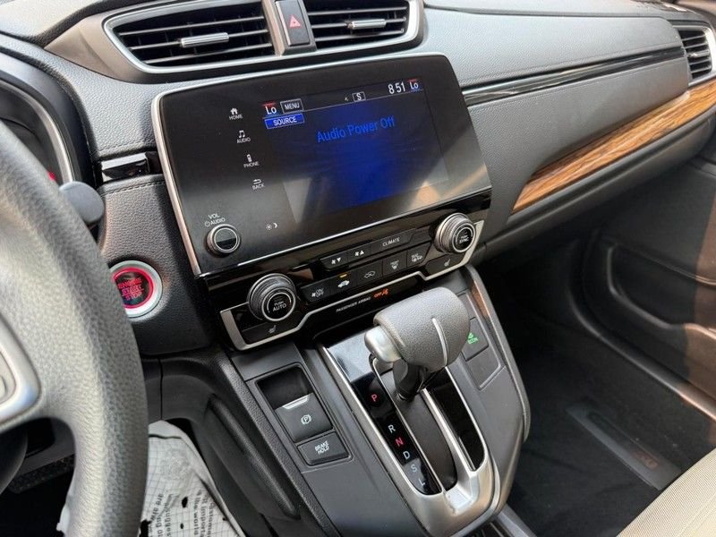 Used 2018 White Diamond Pearl Honda EX image 25