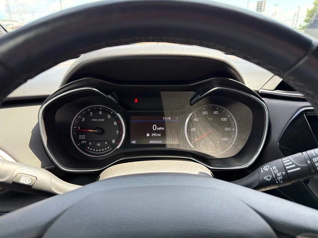 Used 2023 Yellow Chevrolet ACTIV image 19