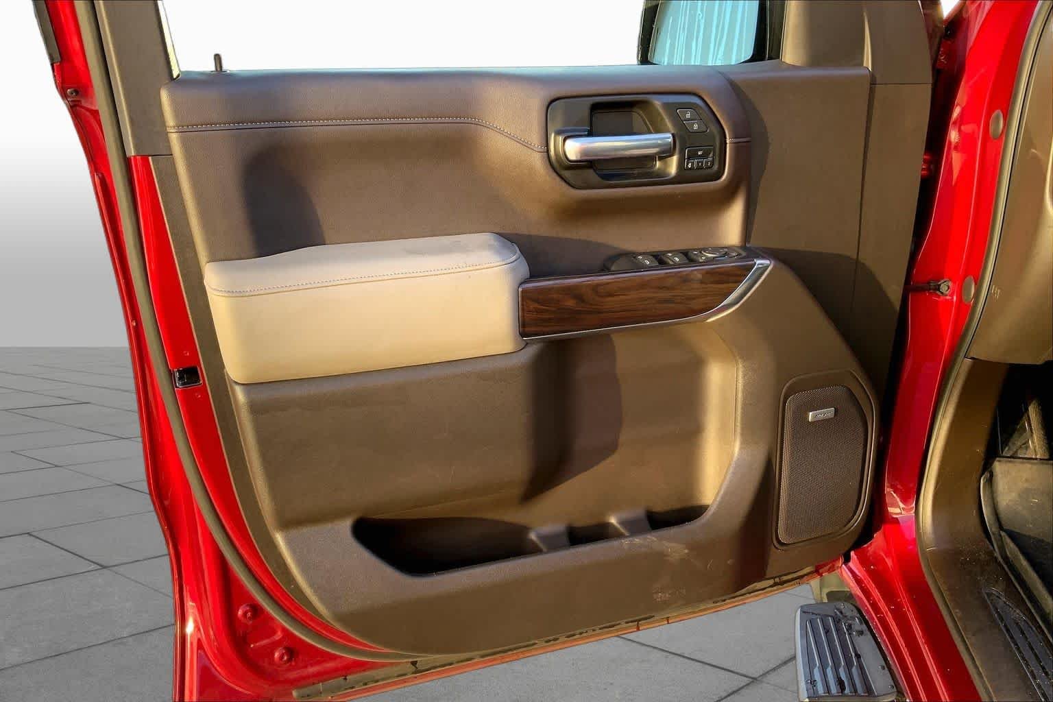 Used 2021 Cayenne Red Tintcoat GMC SLT image 19