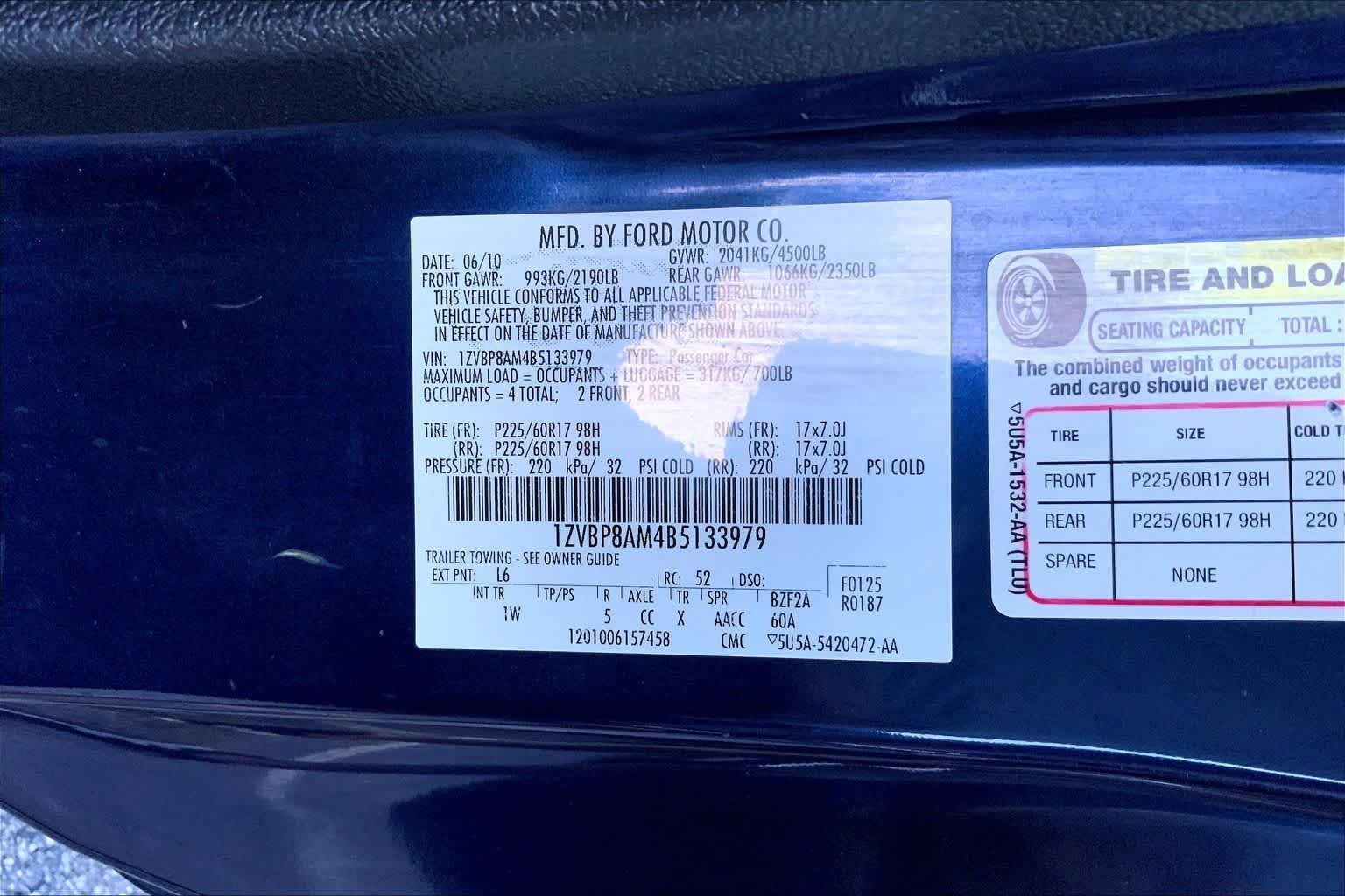 Used 2011 Kona Blue Metallic Ford V6 image 26