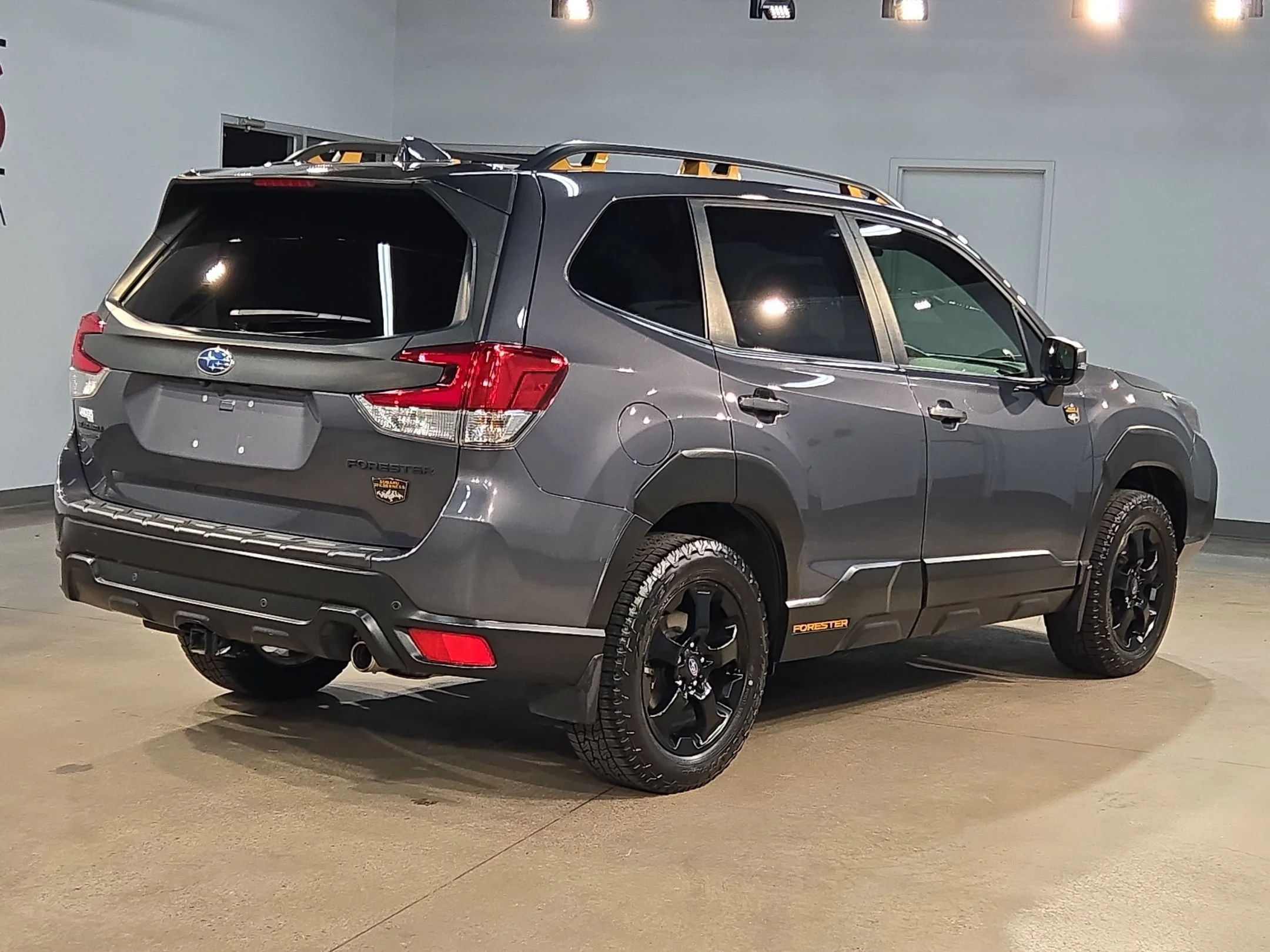 Used 2022 Magnetite Gray Metallic Subaru Wilderness image 7