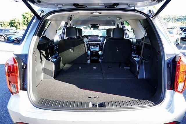 Used 2025 Silver Hyundai SEL image 12