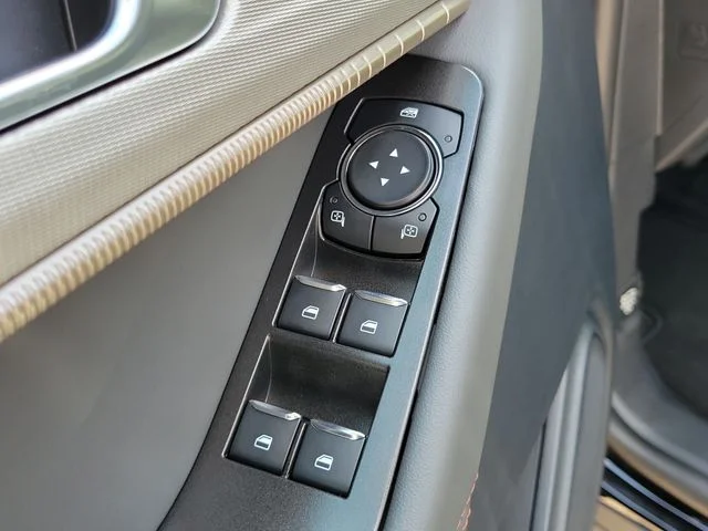 New 2026 Agate Black Metallic Ford Active image 19