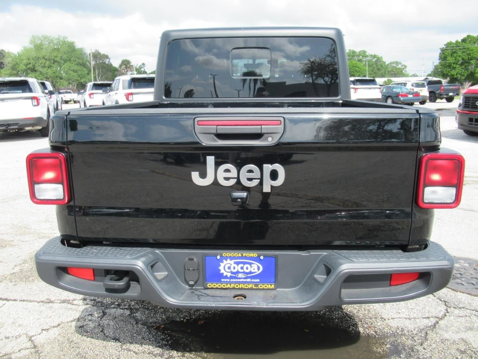2023 Jeep Gladiator Overland - Photo 6