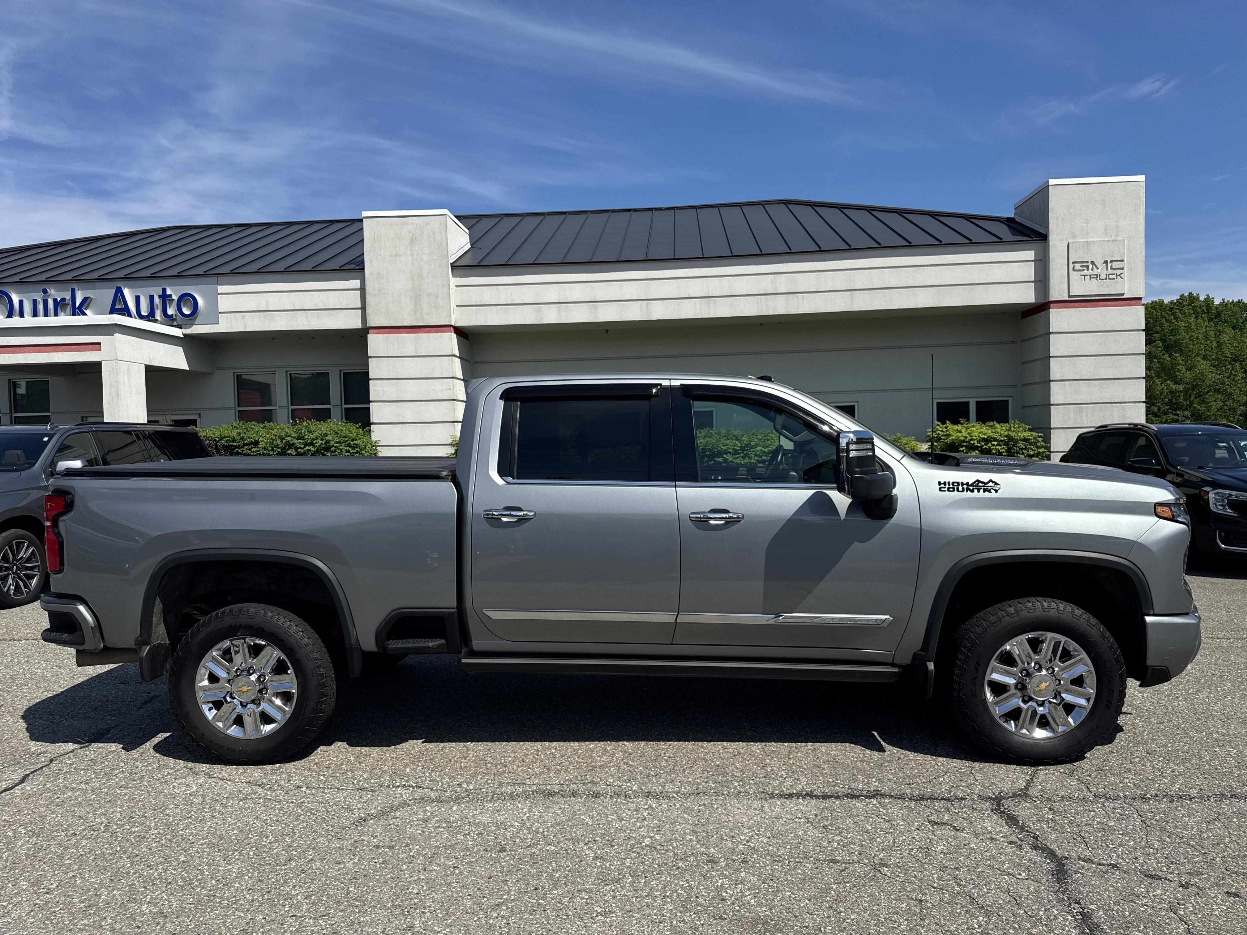 Used 2024 Sterling Gray Metallic Chevrolet High Country image 4