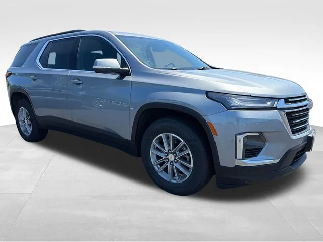 Used 2023 Sterling Gray Metallic Chevrolet LT Cloth image 9