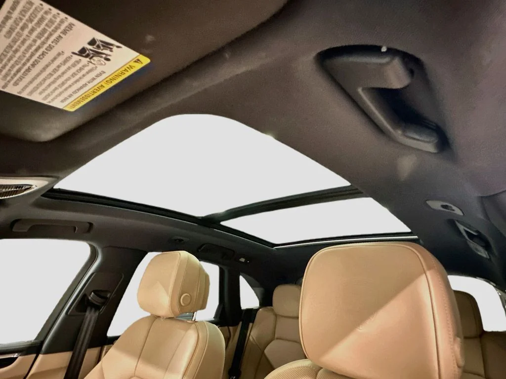 Used 2026  Porsche  image 22