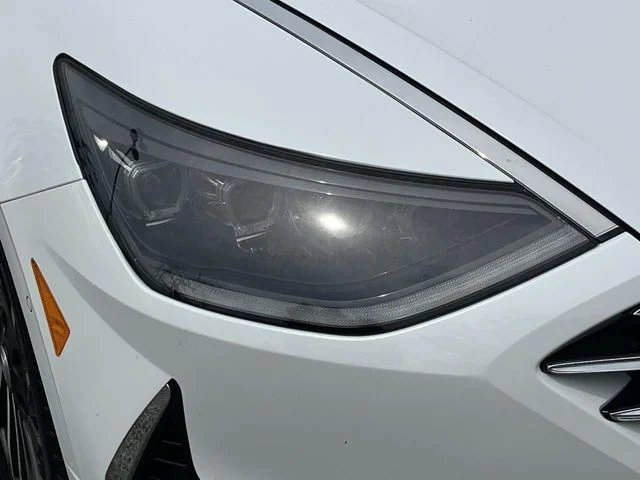 Used 2023 White Hyundai Limited image 9
