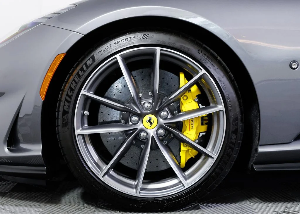Certified Used 2022 Gray Ferrari Base image 9