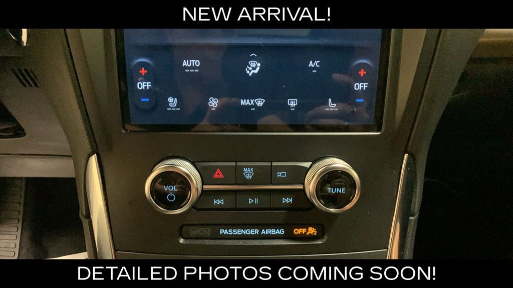 Used 2024 Silver Metallic Ford Titanium image 45