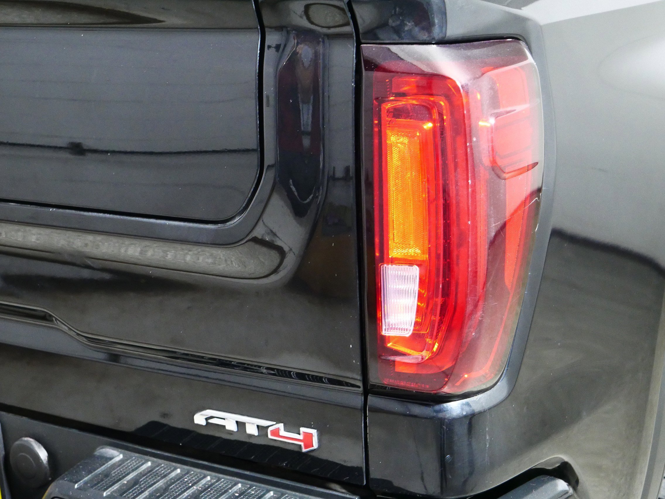 Used 2021 Black GMC AT4 image 17