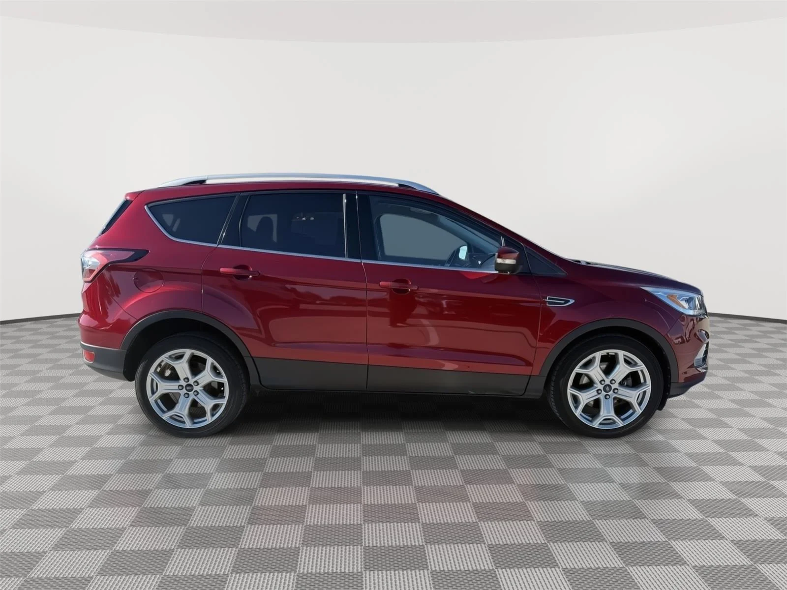 Used 2017 Ruby Red Metallic Tinted Clearcoat Ford Titanium image 8