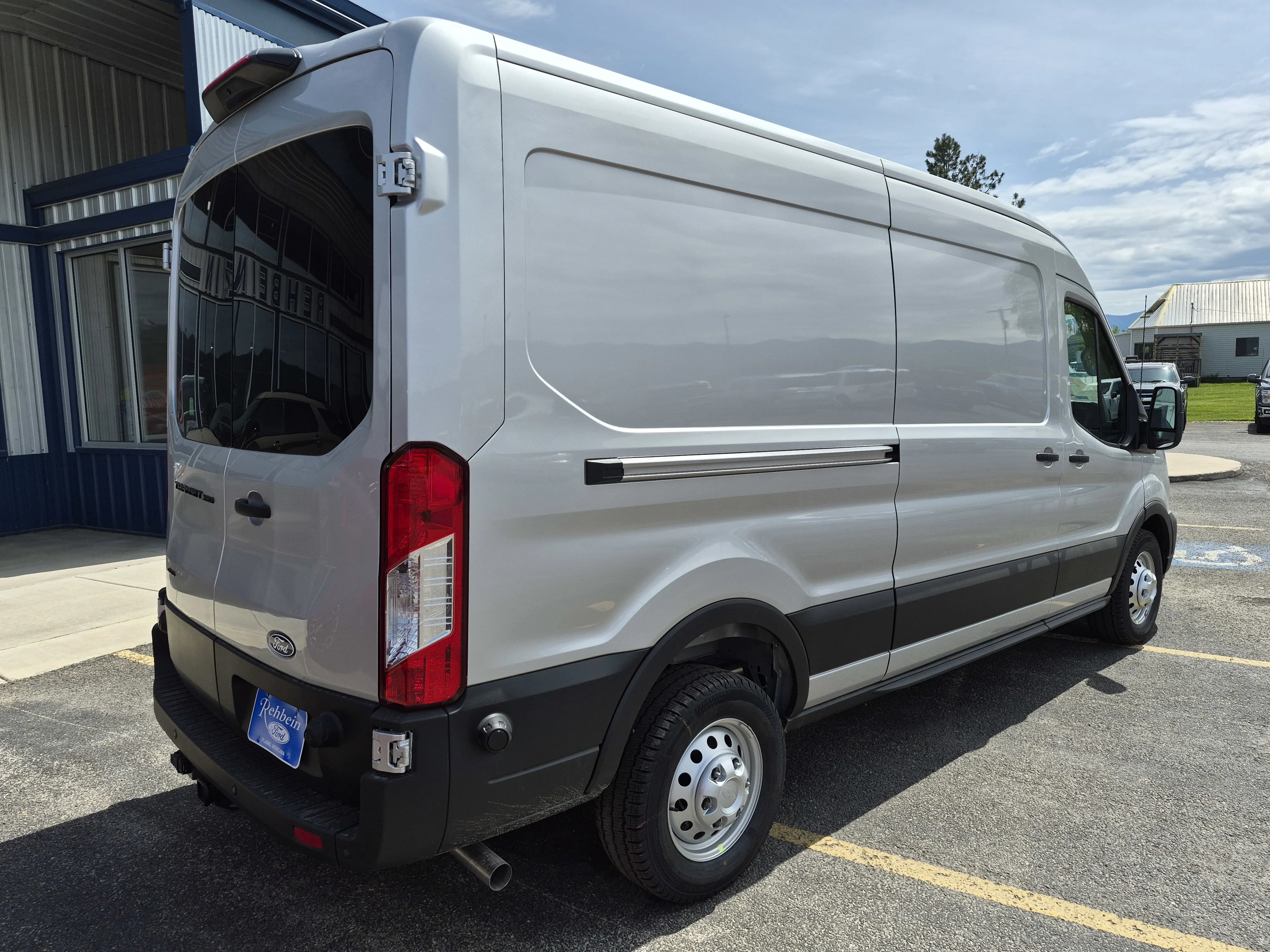 New 2026 Ingot Silver Metallic Ford Cargo Van image 19