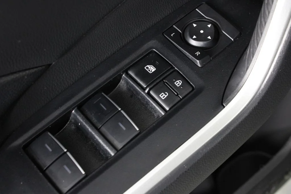 Used 2023 Silver Toyota XLE image 23
