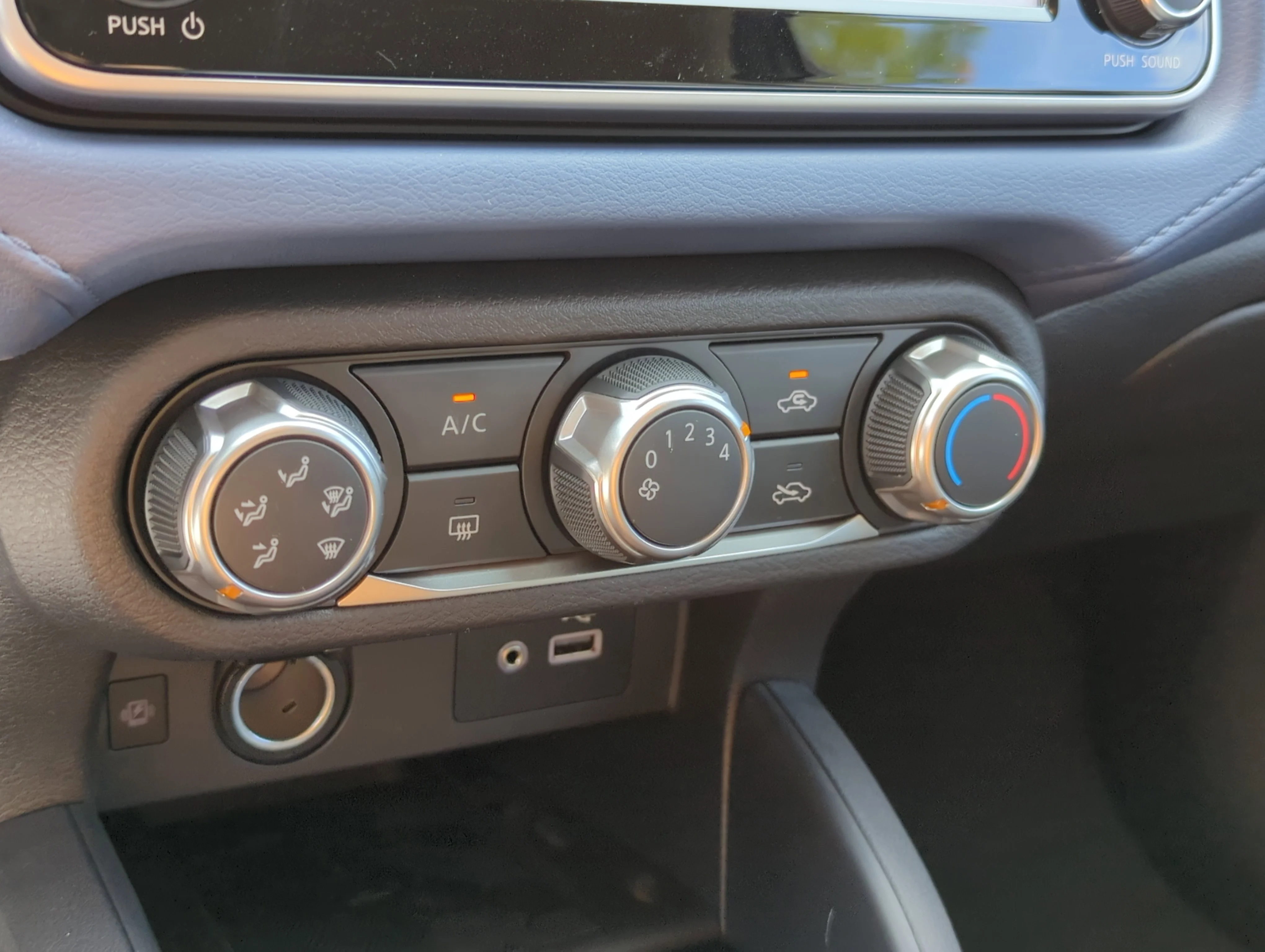 New 2025 Aspen White Tricoat Nissan SV image 26