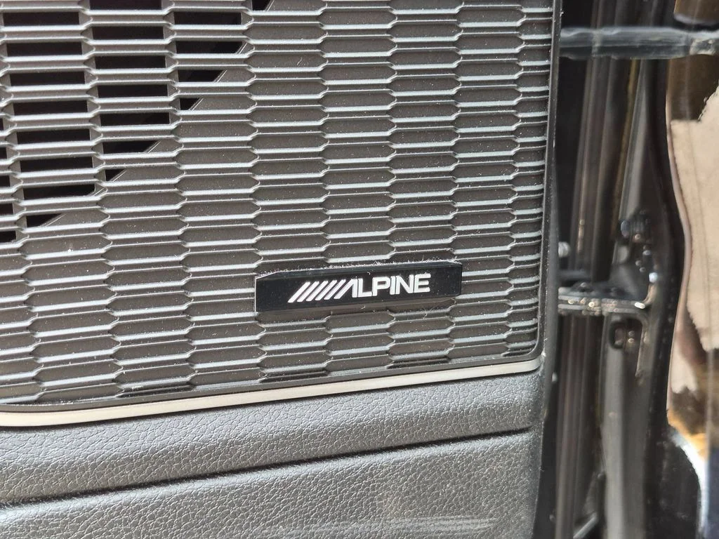 Used 2023 Black Jeep 4xe image 13