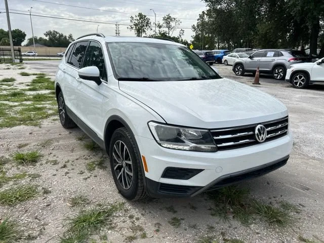 Used 2019 Pure White Volkswagen 2.0T SEL R-Line image 1