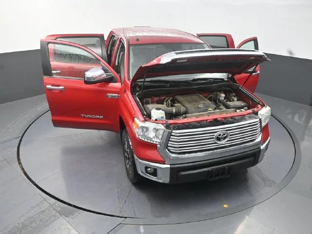 Used 2017 Red Toyota Limited image 40