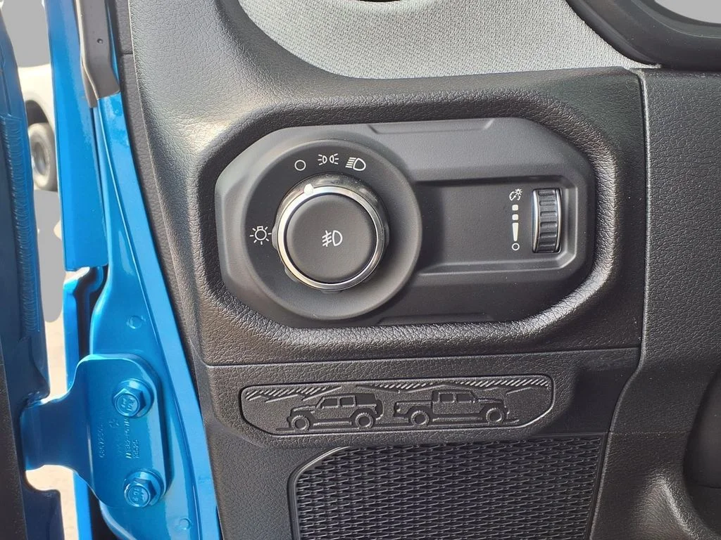 New 2026 Hydro Blue Pearl-Coat Exterior Paint Jeep Sport image 17