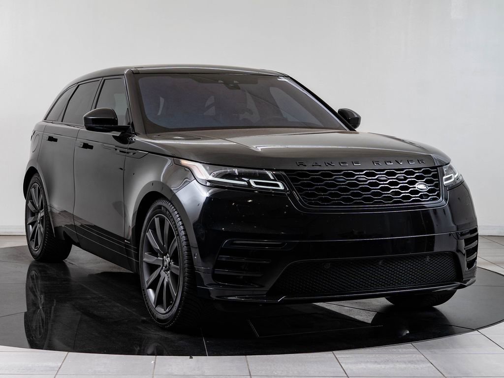 Used 2019 Santorini Black Metallic Land Rover R-Dynamic SE image 12