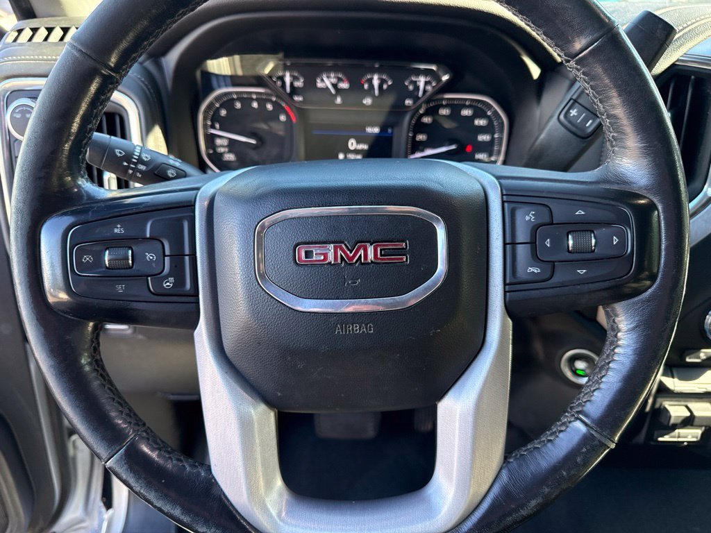 Used 2021 Silver GMC Elevation image 27