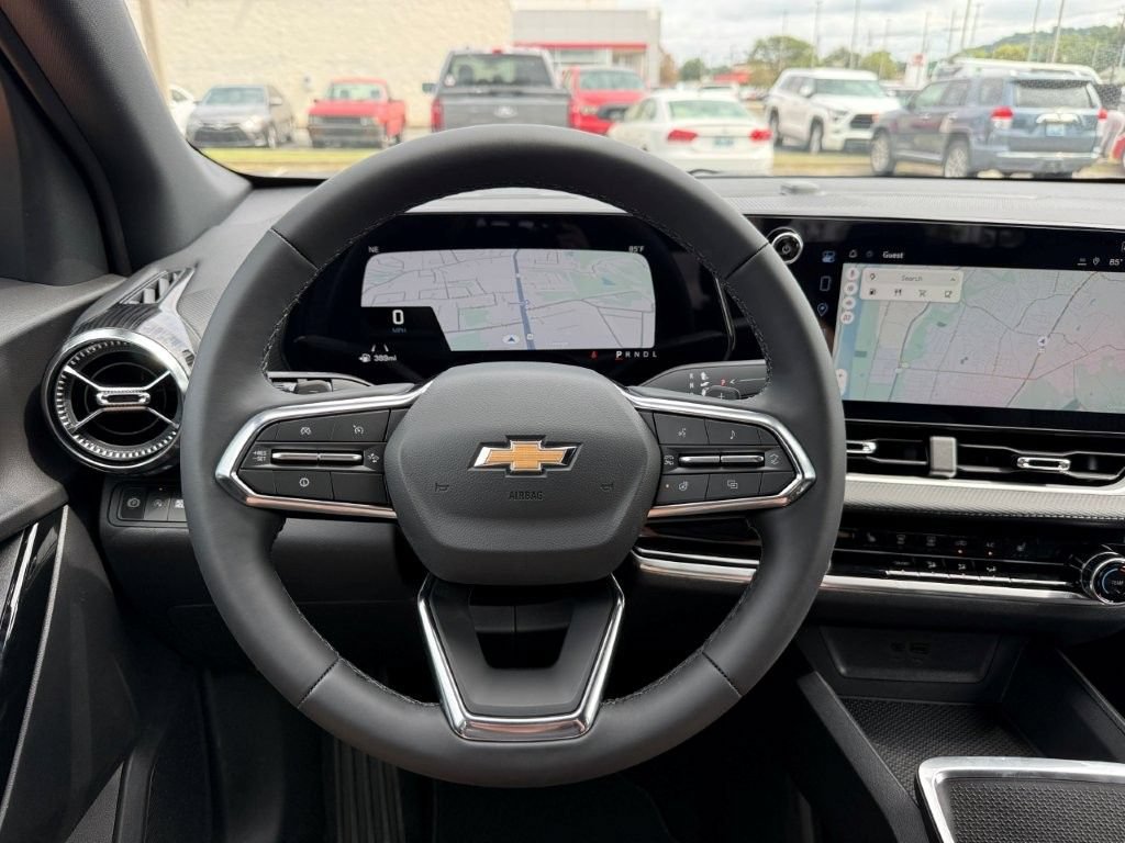 2027 Chevrolet Equinox LT - Photo 22