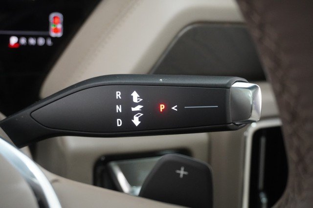 2026 GMC Yukon Denali - Photo 32