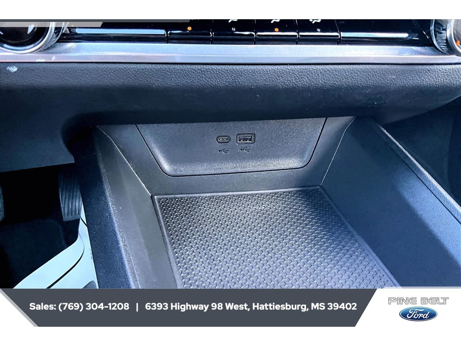 Used 2026 Summit White Chevrolet AWD LT image 24