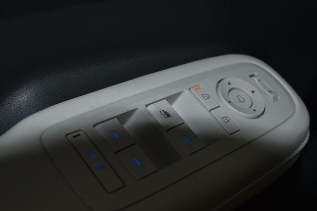 New 2027 White Hyundai Limited image 76