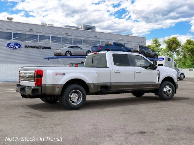 New 2027 Star White Metallic Tri-Coat Ford  image 7