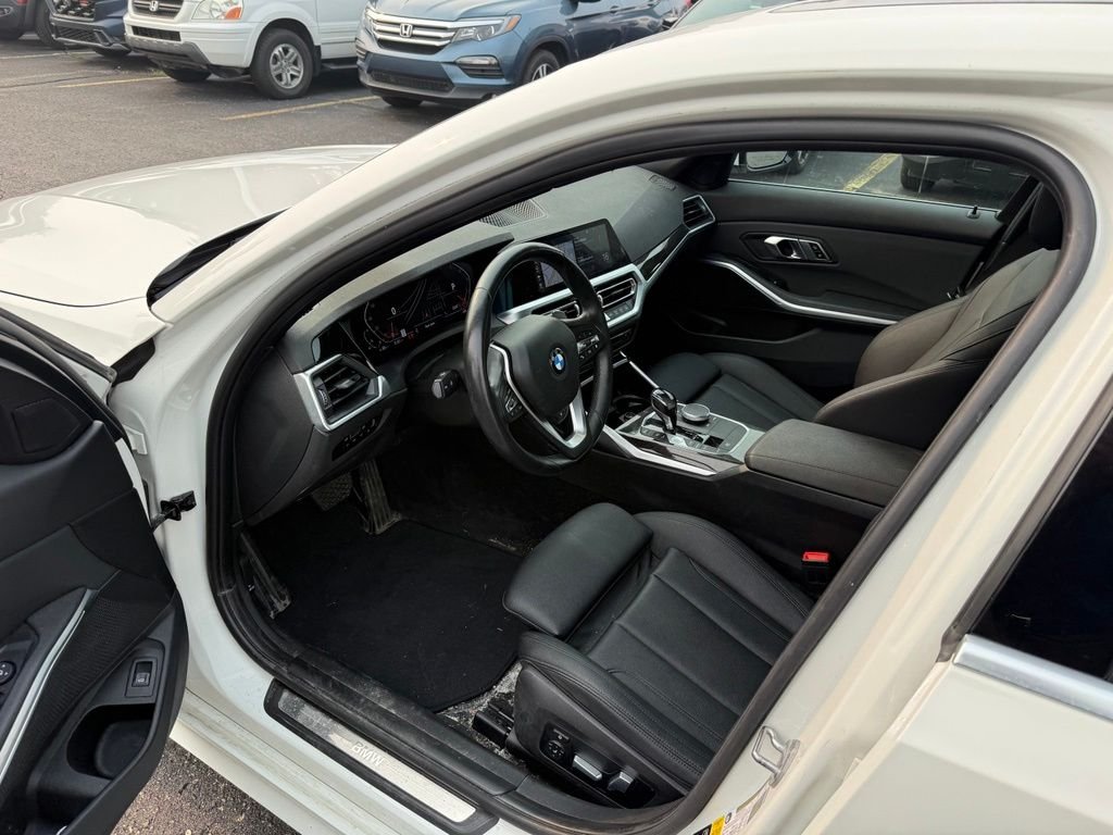 Used 2020 White BMW 330i xDrive image 7